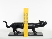 A Very Long Chat, Bronze Bookends
