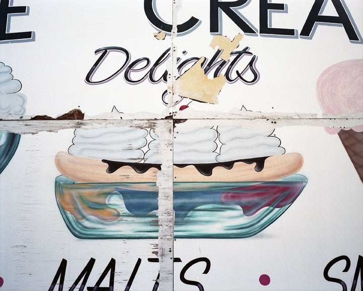 Ice Cream Delights sign, Wildwood, NJ, 2010 - Photograph by Lisa Kereszi
