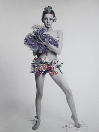 Twiggy, VOGUE - Photograph by Bert Stern