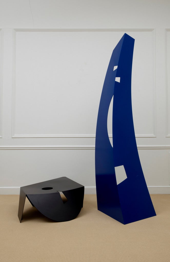 Black and Blue - Sculpture by Isamu Noguchi
