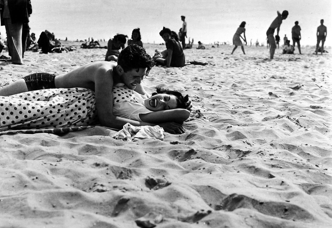 Arthur Leipzig Black and White Photograph - Beach Lovers