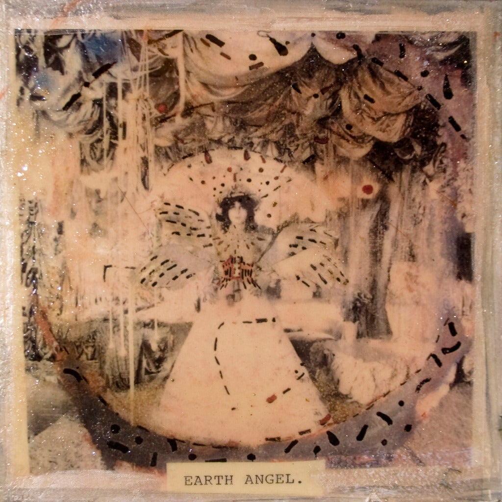 Figurative Painting di Colette Lumiere - L'ambiente vivente, Angelo della Terra