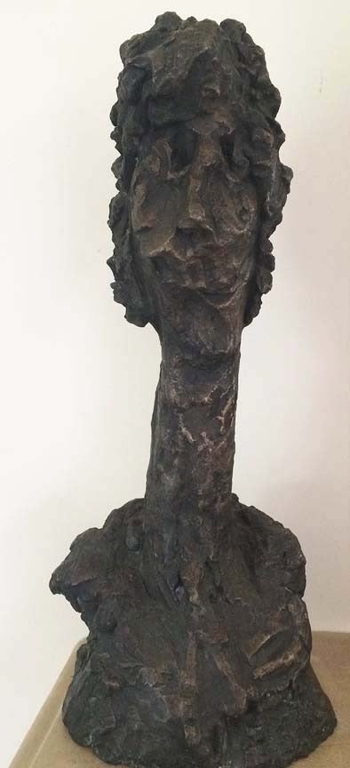 Gloria Beneditti Seneres Figurative Sculpture - Portrait of a Woman
