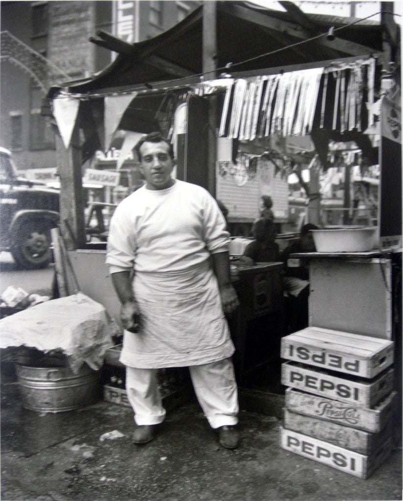 Evelyn Hofer Black and White Photograph - Little Italy (Hot Dog Man), 1963