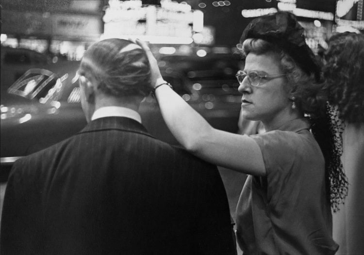 Louis Faurer Black and White Photograph - New York City