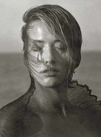 Herb Ritts Portrait Photograph - Tatjana, Earthly Powers 1, Hawaii, 1989