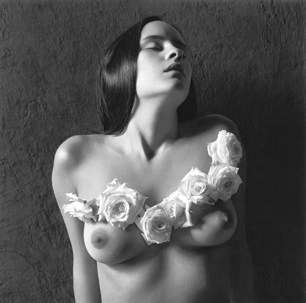 Flor Garduño Nude Photograph - Vestido Eterno (Eternal Dress), Mexico, 1999