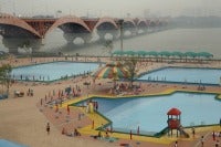 HAN RIVER, SEOUL, SOUTH KOREA, 2007