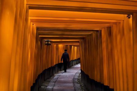 Steve McCurry Color Photograph - Fushimi Inari Shrine, Kyoto, Japan, 2007 