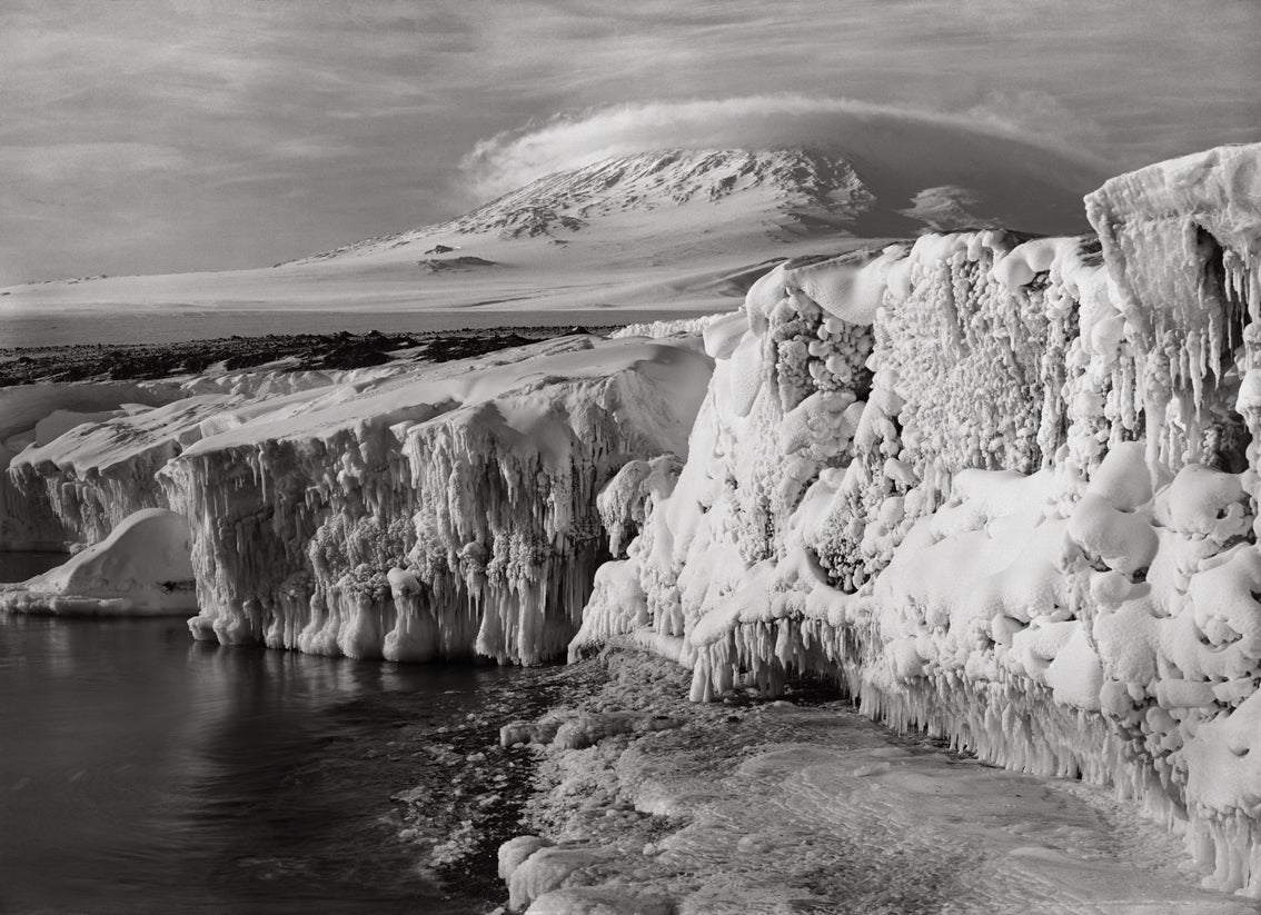 Erebus and Dome Cloud from West Beach, Icicled Foreground, 7 March 1911