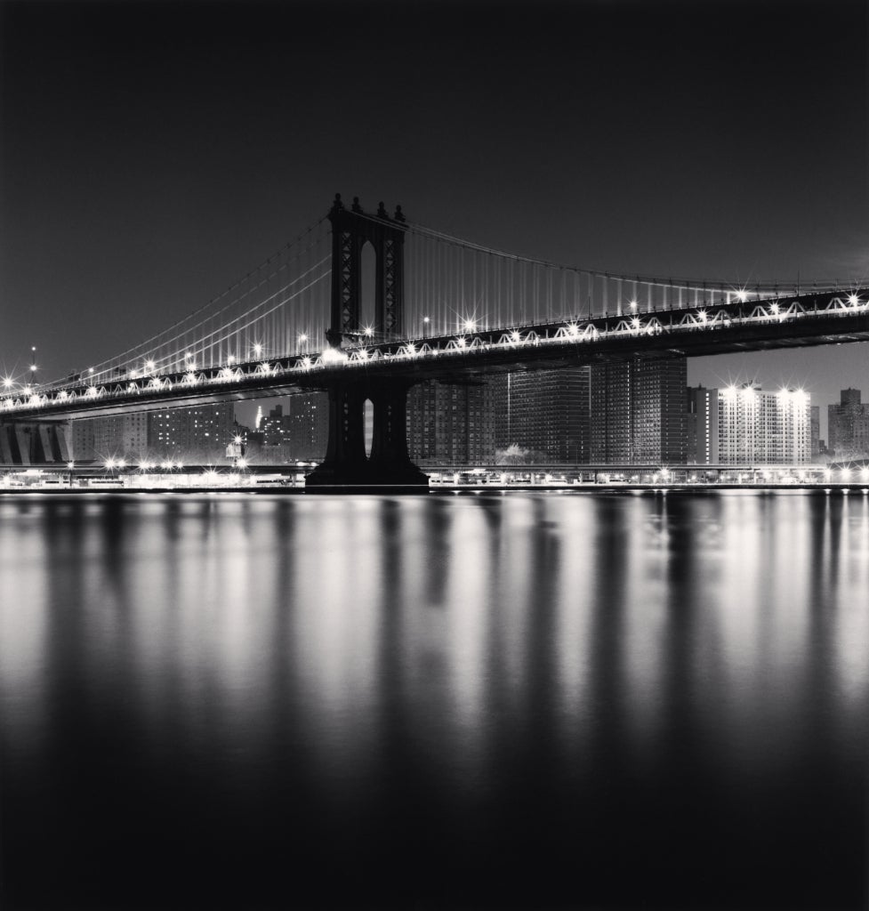 manhattan bridge black and white