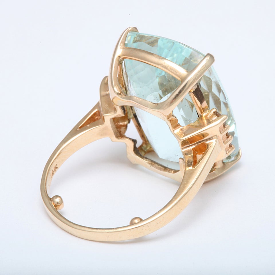 Emerald cut Aquamarine Gold Ring For Sale 2