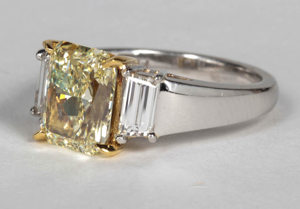 Unique GIA Fancy Light Yellow Diamond Engagement Ring For Sale 1