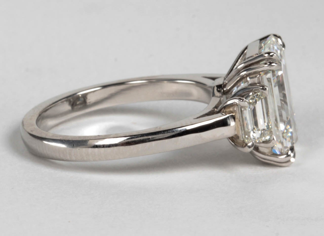 GIA Cert Emerald Cut F VS1 Diamond Platinum Ring For Sale at 1stdibs