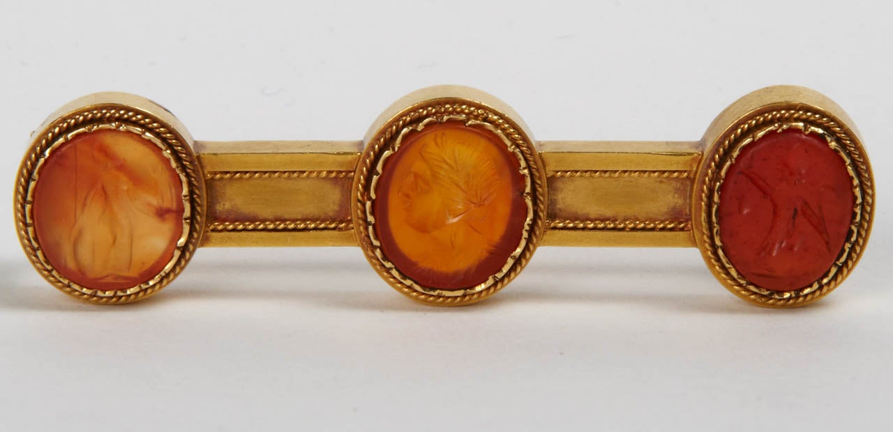 Women's Antique Intaglio Gold Brooch For Sale