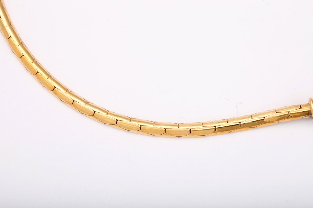 Women's 1960s Mod Triangular Diamond Gold Snake Chain Necklace