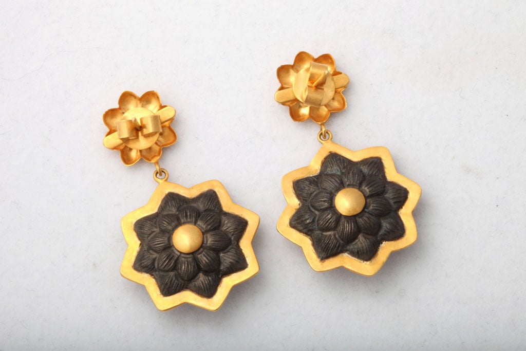 Women's Gold Silver Sunflower Earrings For Sale
