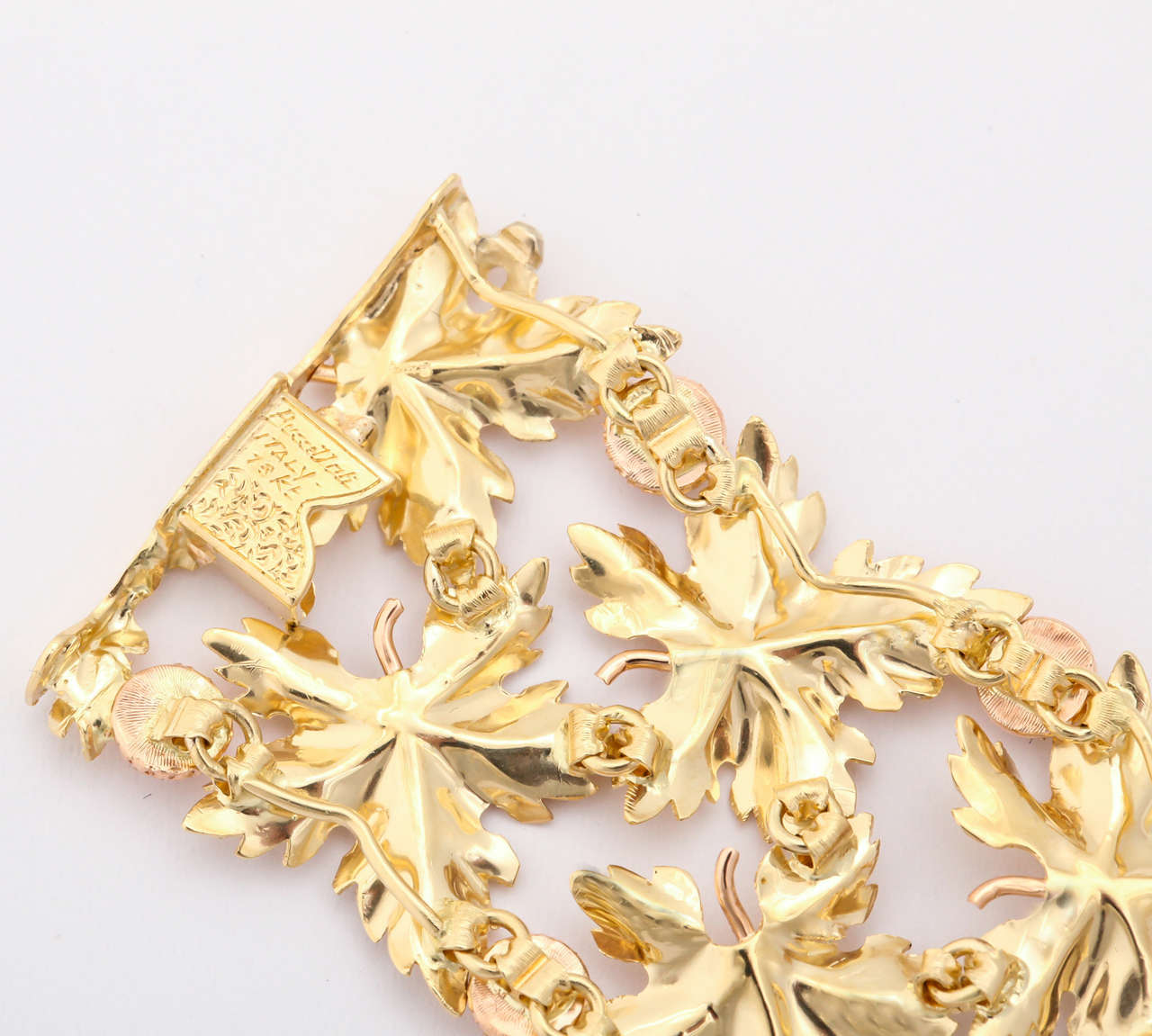 Buccellati Gold Maple Leaf Bracelet 1