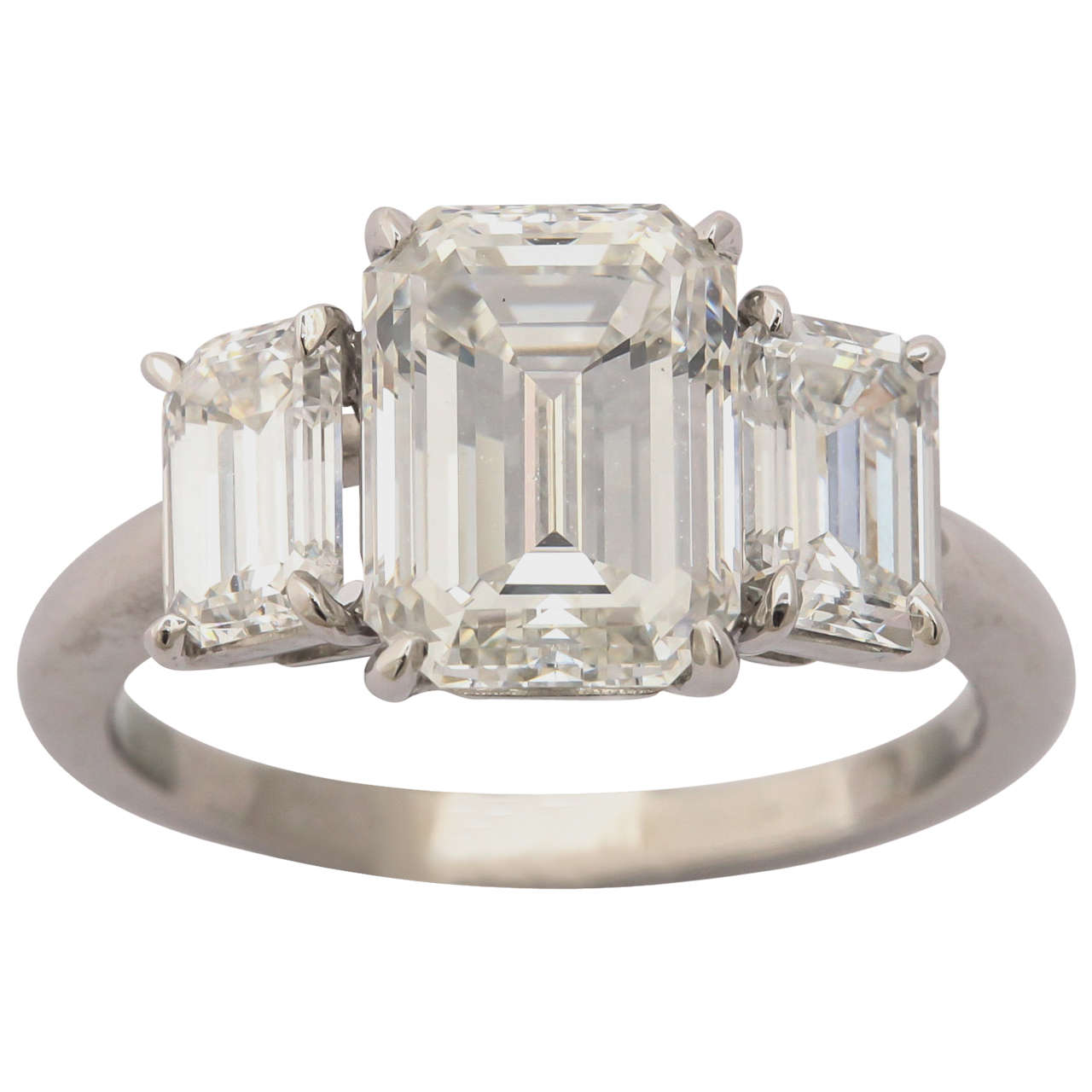 Inspirational 3 Stone Emerald Cut Diamond Engagement Rings