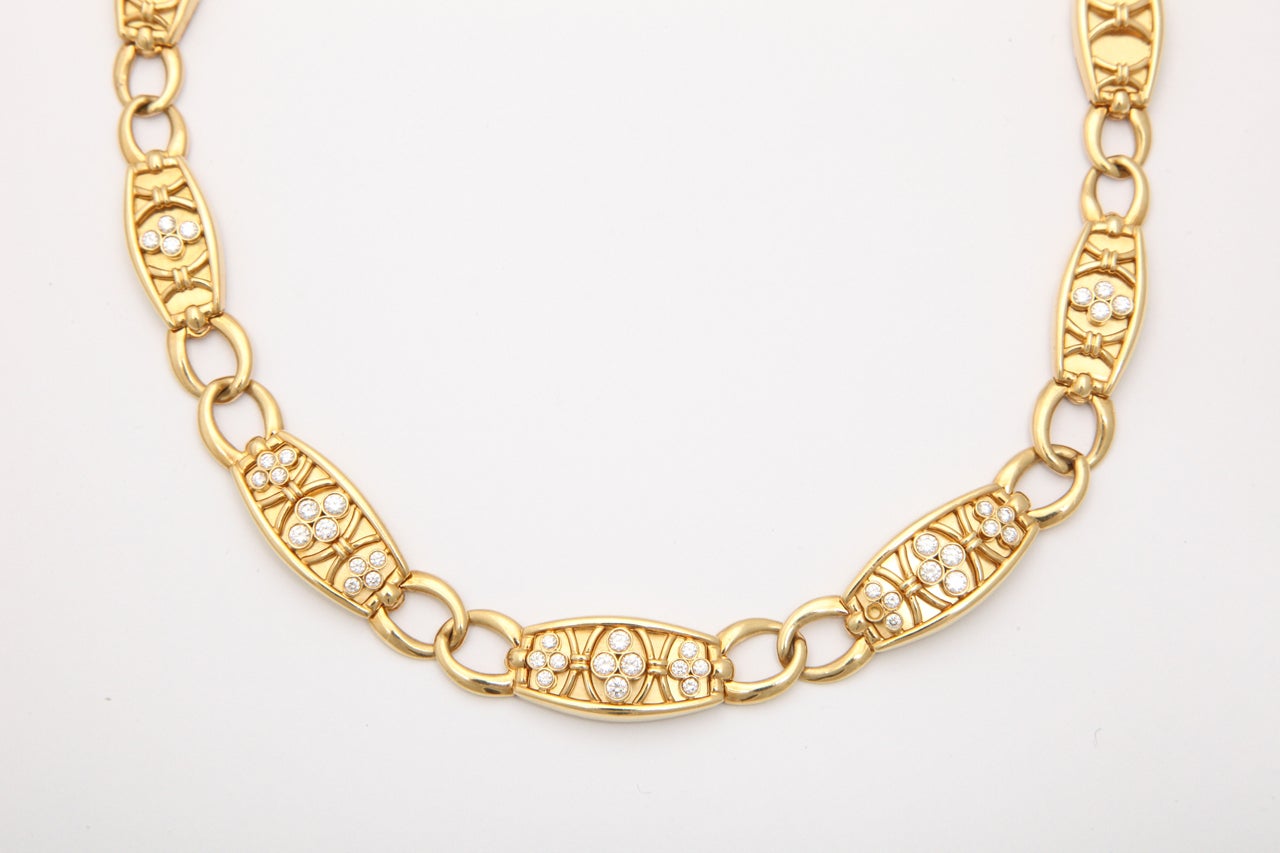 Collana in oro con diamanti In condizioni ottime in vendita a New York, NY