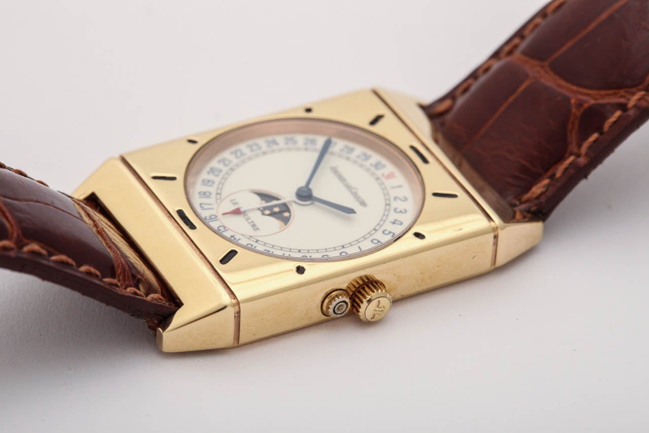 Jaeger-LeCoultre 18kt Gold Wristwatch with Calendar and Moonphase Function In Excellent Condition In New York, NY