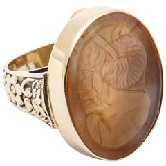 Retro Agate Yellow Gold Cameo Ring