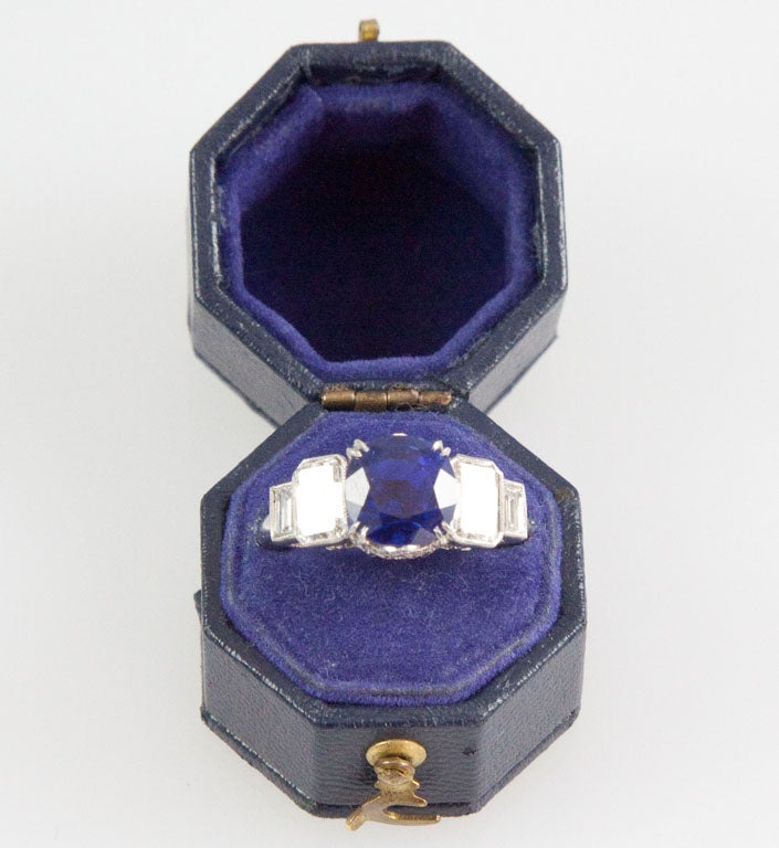 GIA Certified 4.04 Carat Vivid Ceylon Sapphire Diamond Platinum Engagement Ring In Excellent Condition For Sale In Calabasas, CA