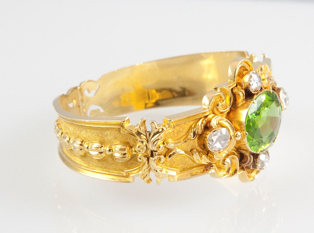 Women's Unique Victorian Peridot Diamond Gold Bracelet