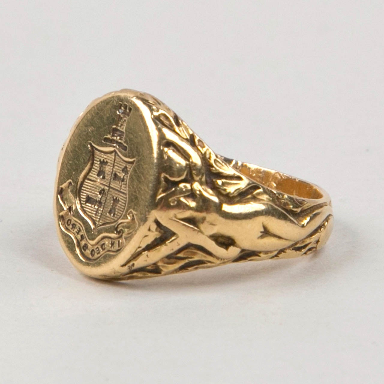 Tiffany & Co. Antique Gold Signet Ring In Excellent Condition In St.amford, CT