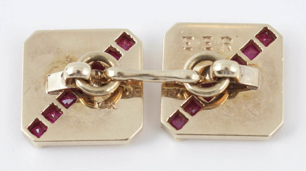 1930s Ruby Gold Cufflinks In Excellent Condition In London, GB