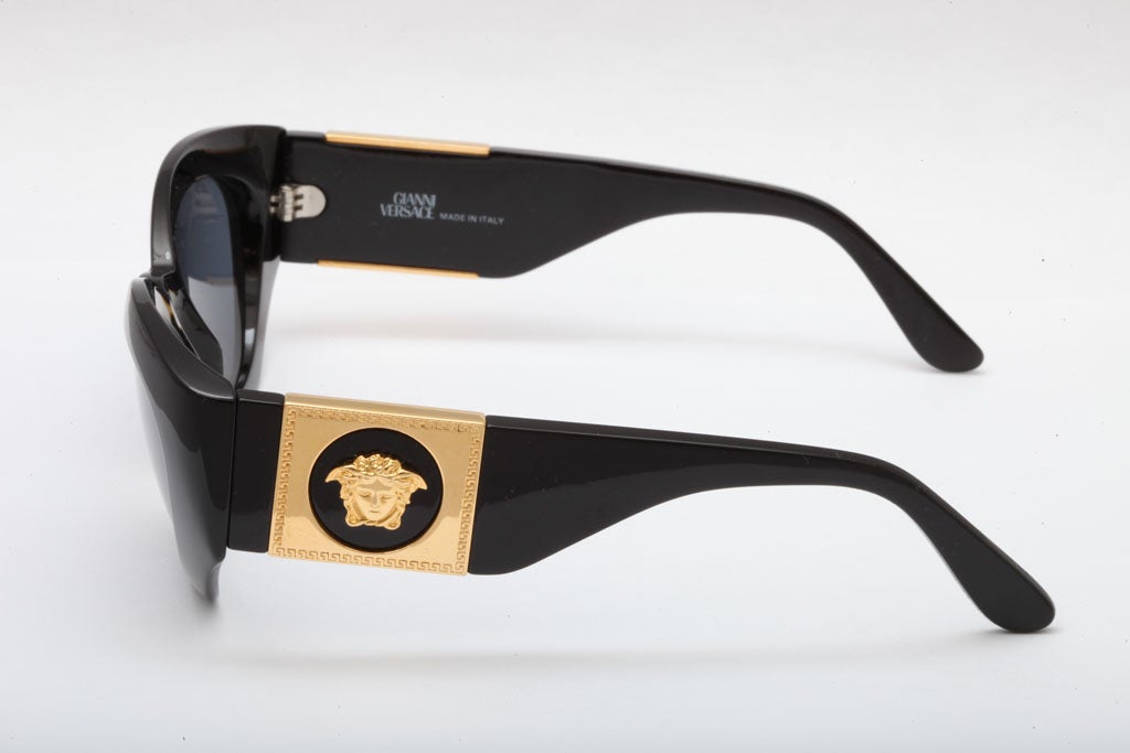 Black Gianni Versace Sunglasses Mod 420/C