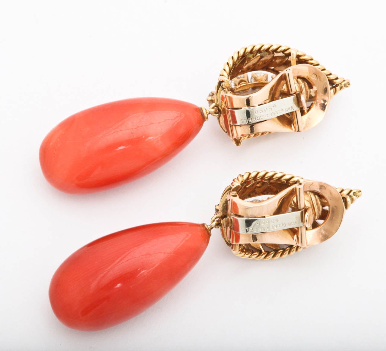 Van Cleef & Arpels Coral Diamond Gold Earrings In Excellent Condition In New York , NY