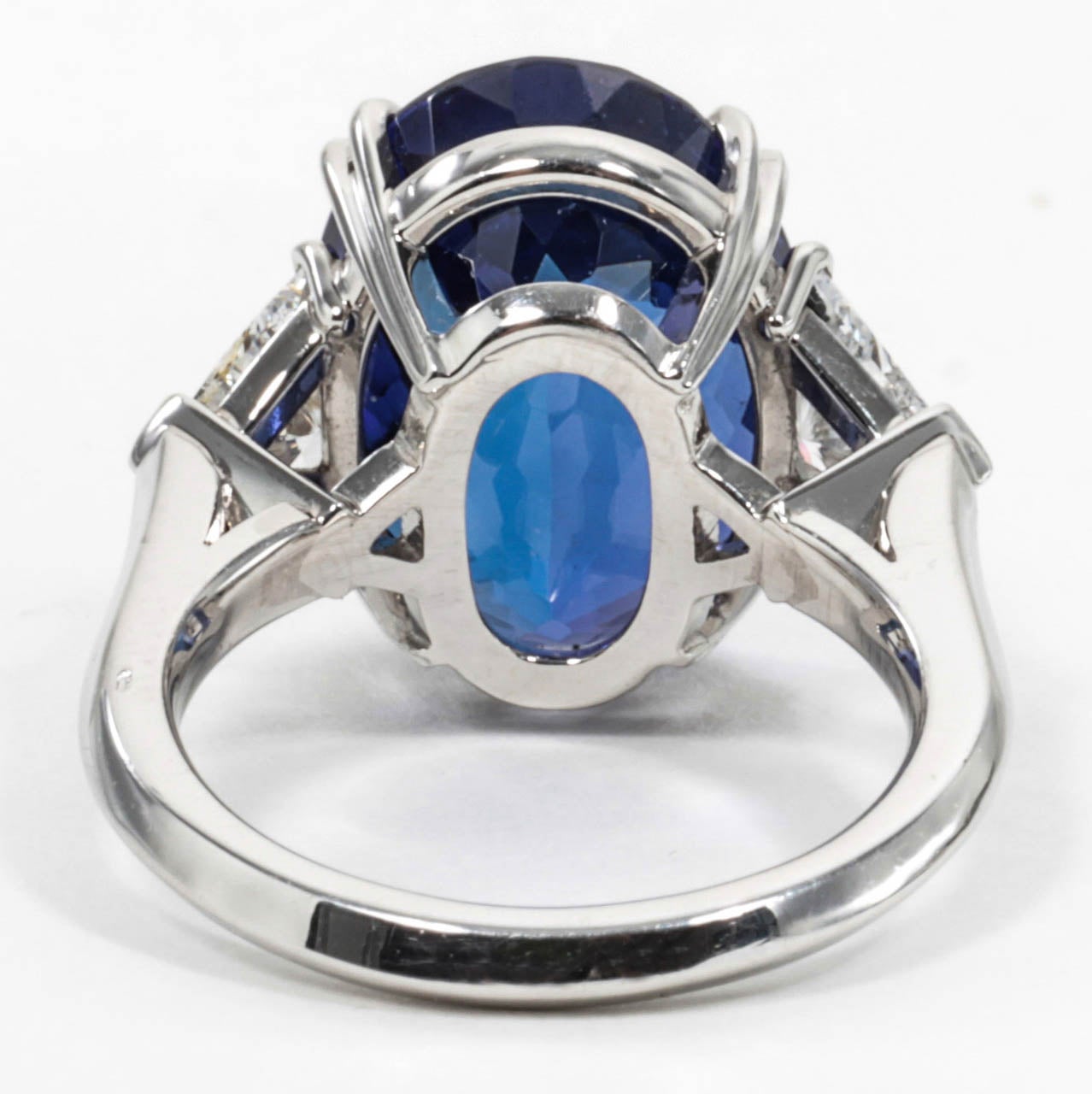 Women's Rare Fine 13.15 carat Tanzanite Diamond Platinum Ring