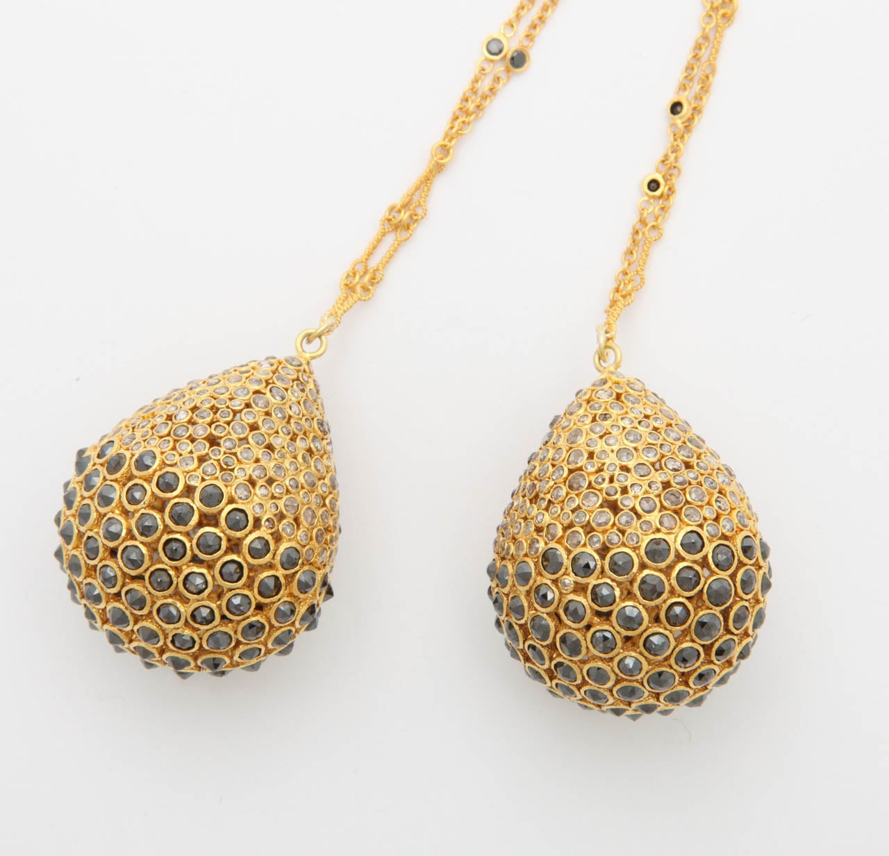Contemporary Raindrop Lariat