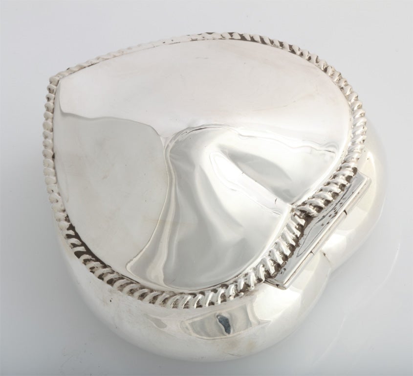 Sterling Silver Heart-Shaped Trinkets/Jewelry  Box 4