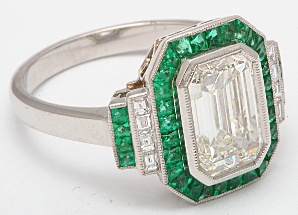 Striking Emerald Diamond Ring For Sale 3