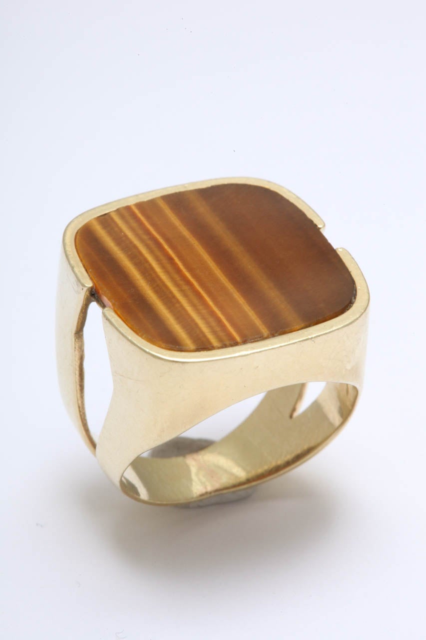 1960's 18kt gold and tigers eye gentlemens ring American made with unusual cut out sides