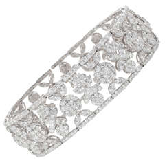 Classic Wreath Style Wide Cluster Bracelet 7