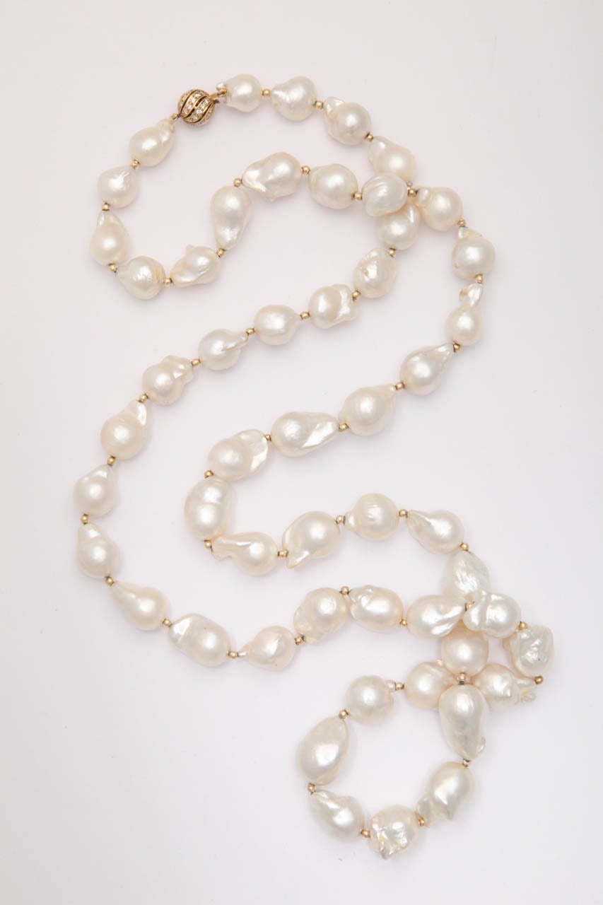 Baroque South Sea Pearl Necklace with Diamond Clasp In Excellent Condition In New York, NY