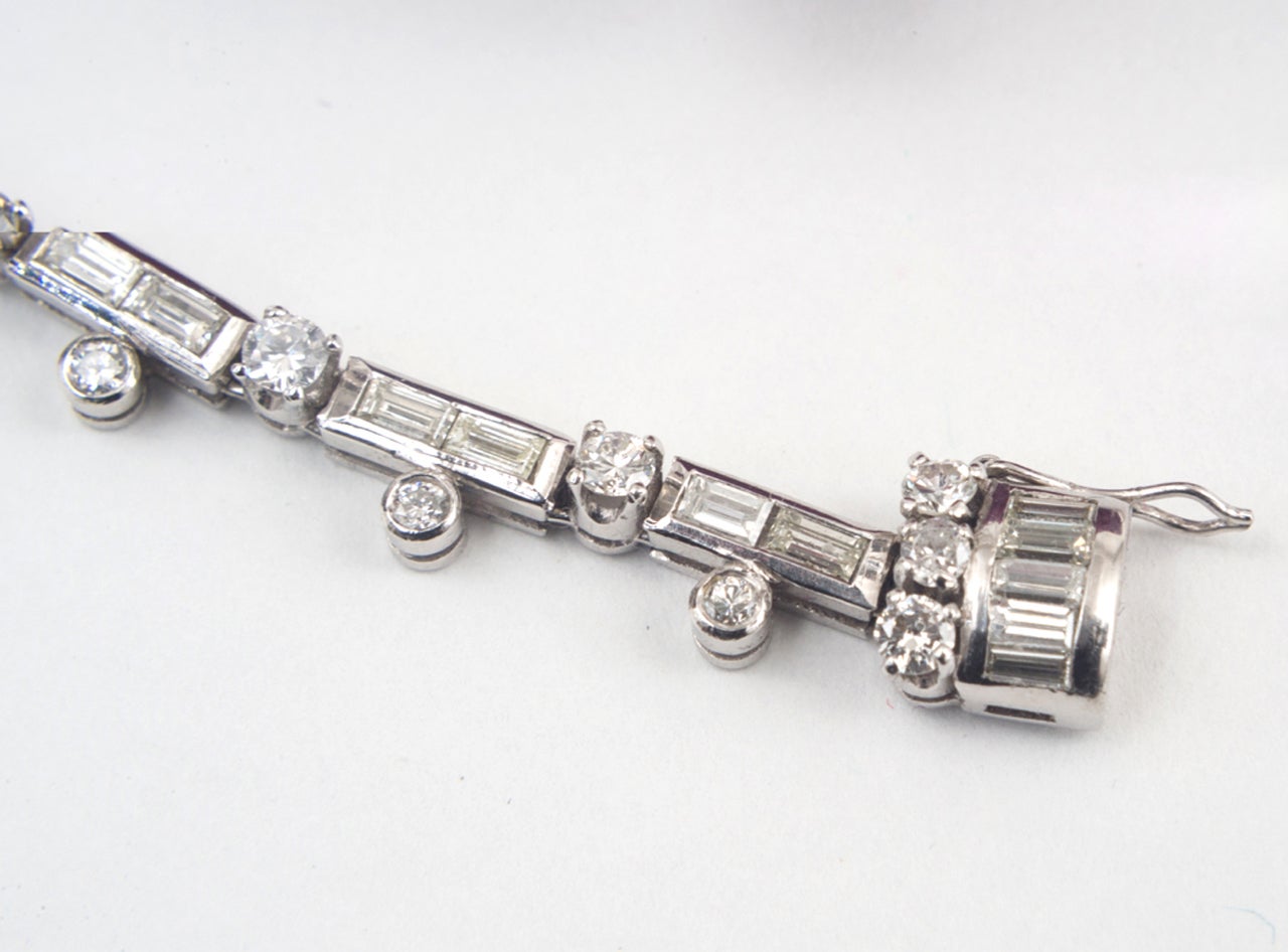 Women's Art Deco Diamond and Platinum Necklace For Sale