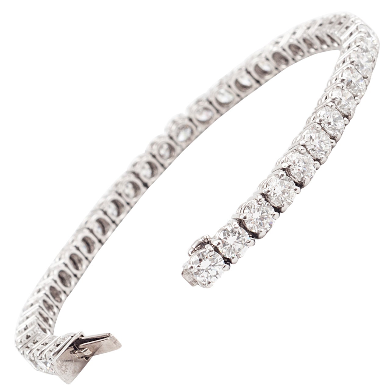 Platinum and Premium Cut Diamond Tennis Bracelet For Sale at 1stDibs