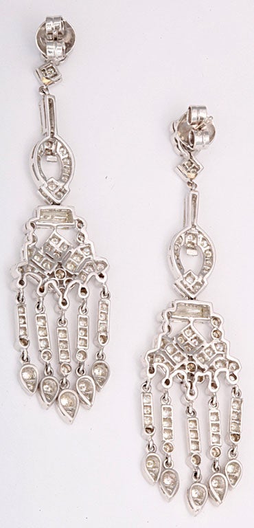 Diamant-Gold-Kronleuchter-Ohrringe mit baumelnden Diamanten Damen im Angebot