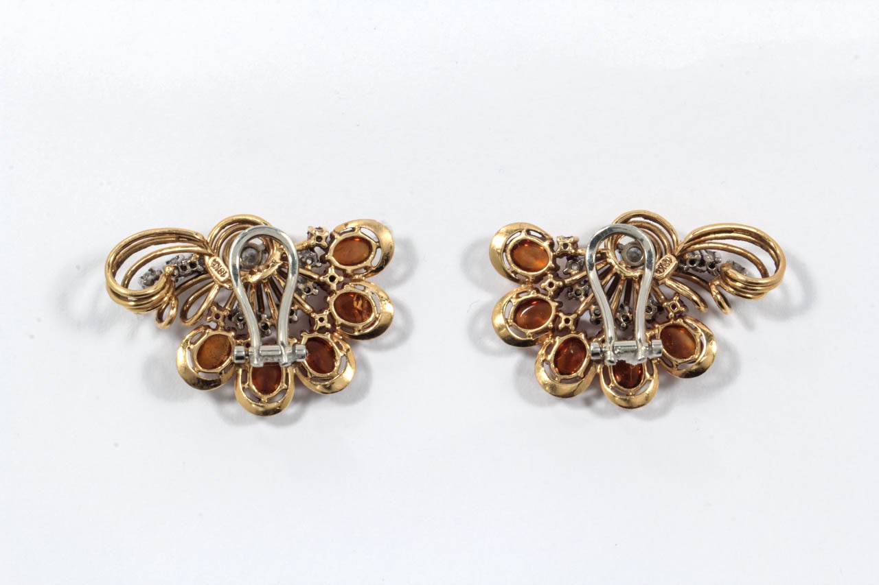 1940s Citrine Ruby Diamond Earclips In Fair Condition For Sale In New York, NY