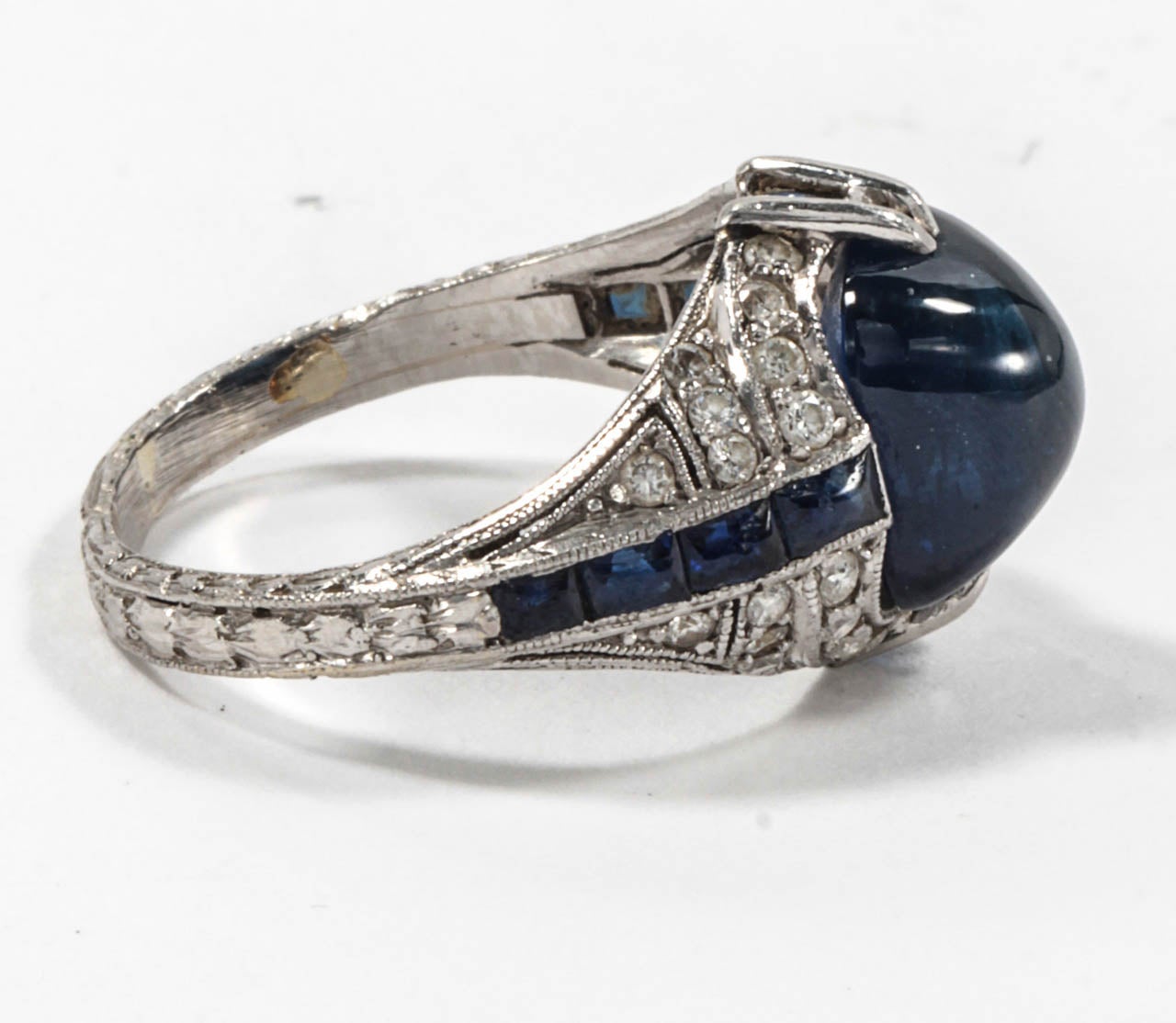 Art Deco Sapphire Platinum Diamond Ring 1920s