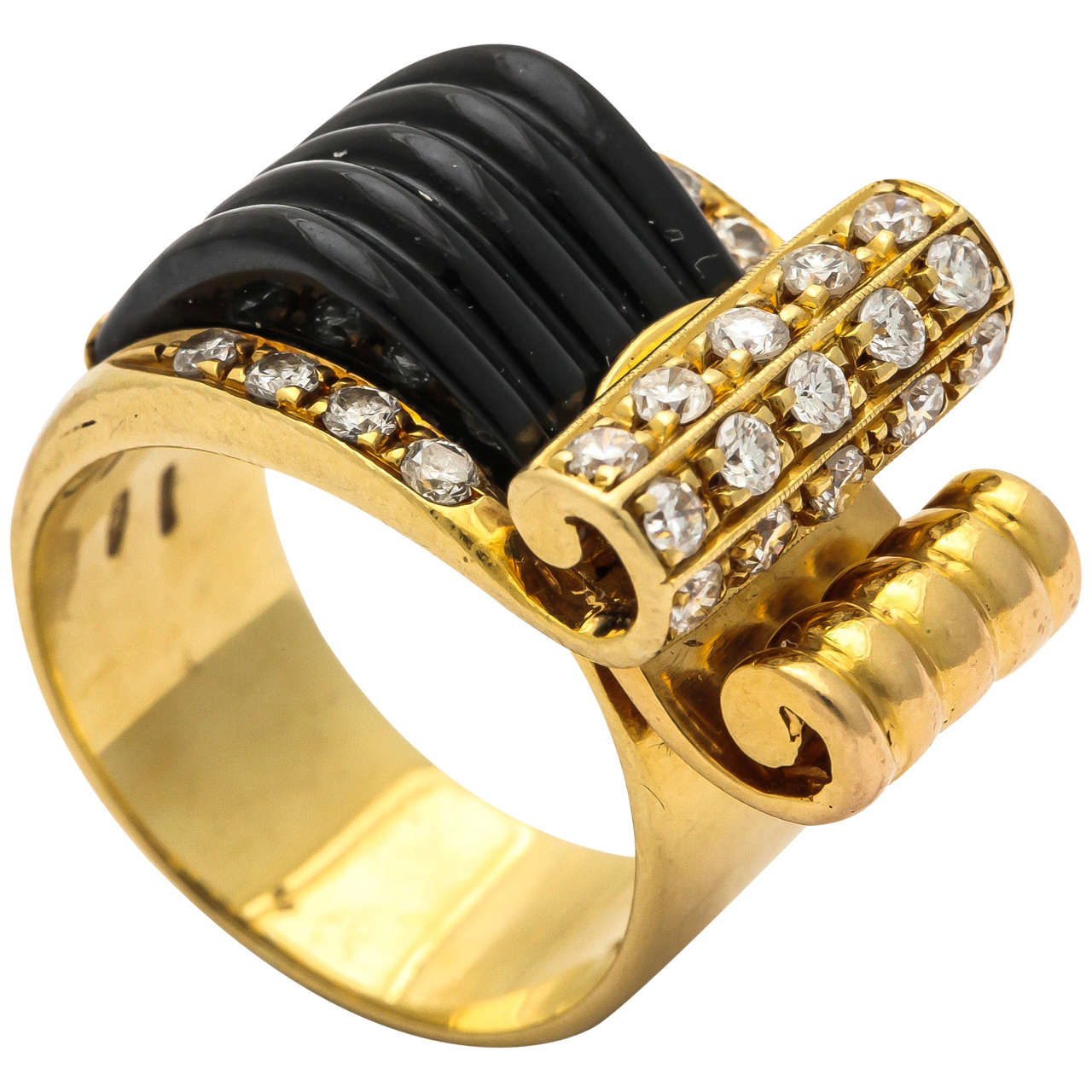 1960s Carved Fluted Onyx Ridges Diamond Gold Cocktail Ring
