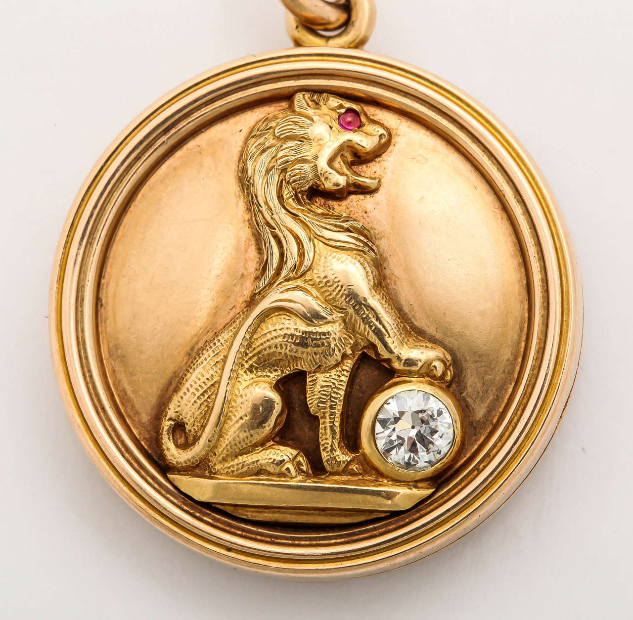 1880s Victorian Gold Lion Resting His Paw on a Diamond Double-Sided Locket 2