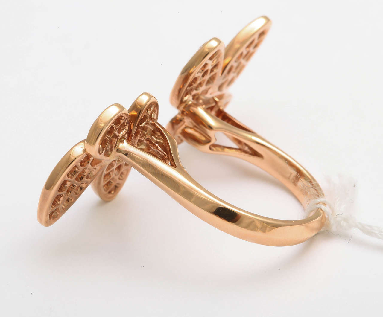 Diamond Gold Butterfly Ring In Excellent Condition For Sale In New York, NY