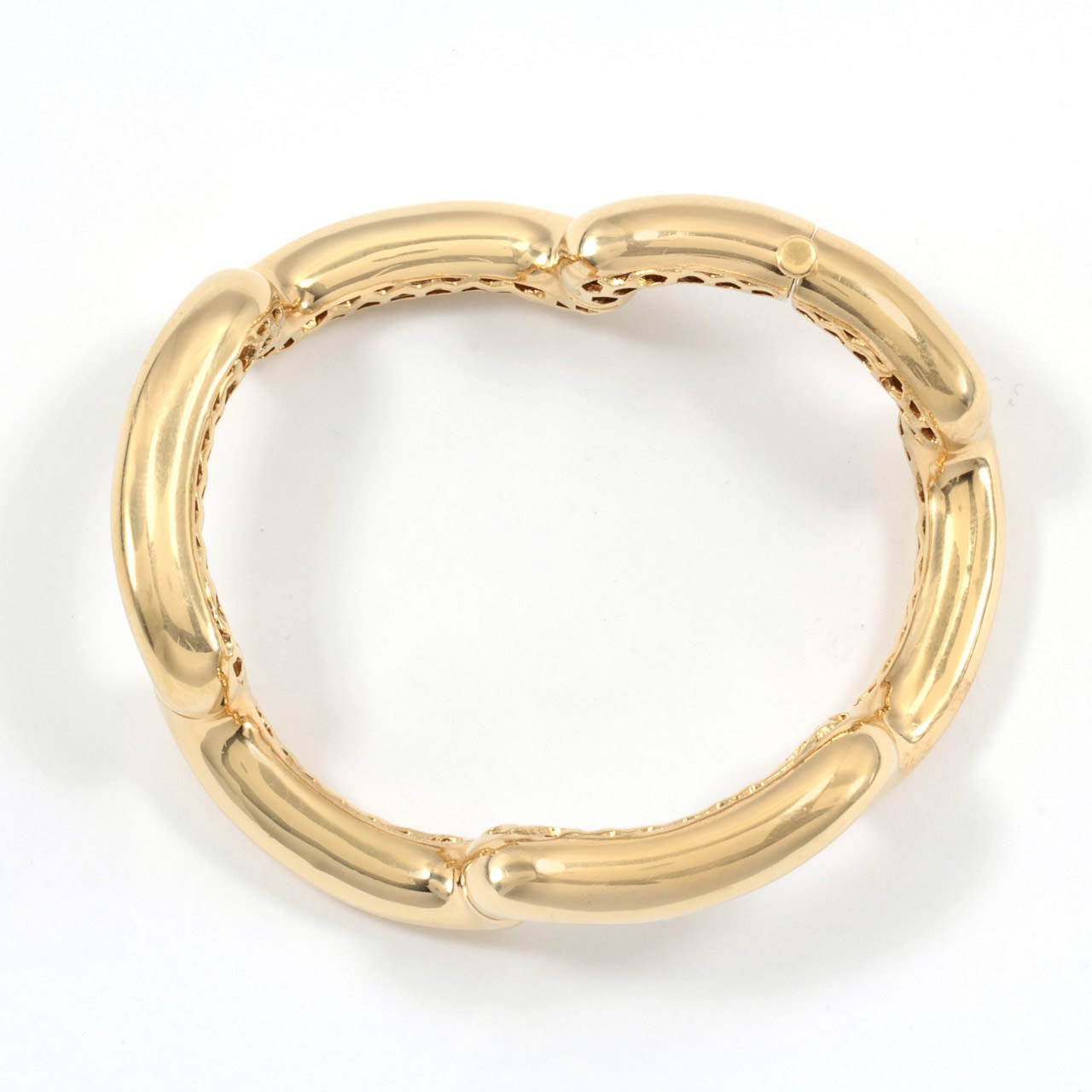 Contemporary Yellow Gold Tubular Bracelet For Sale