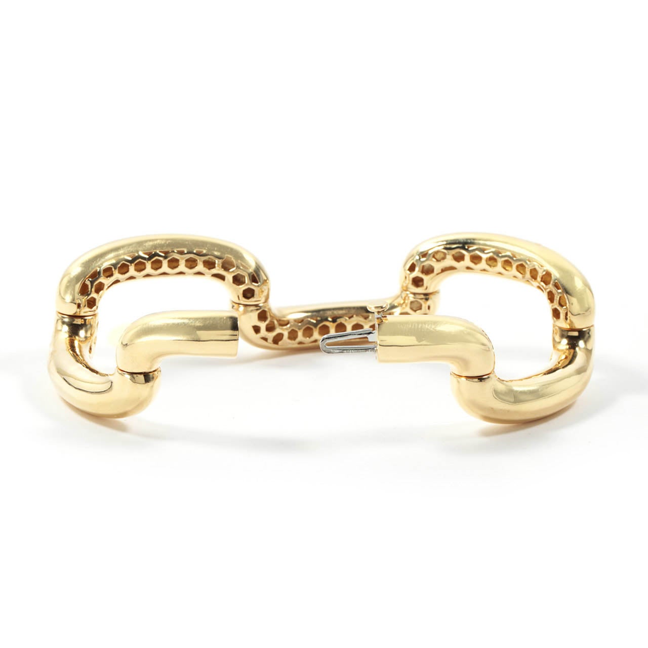Yellow Gold Tubular Bracelet In New Condition For Sale In New York, NY