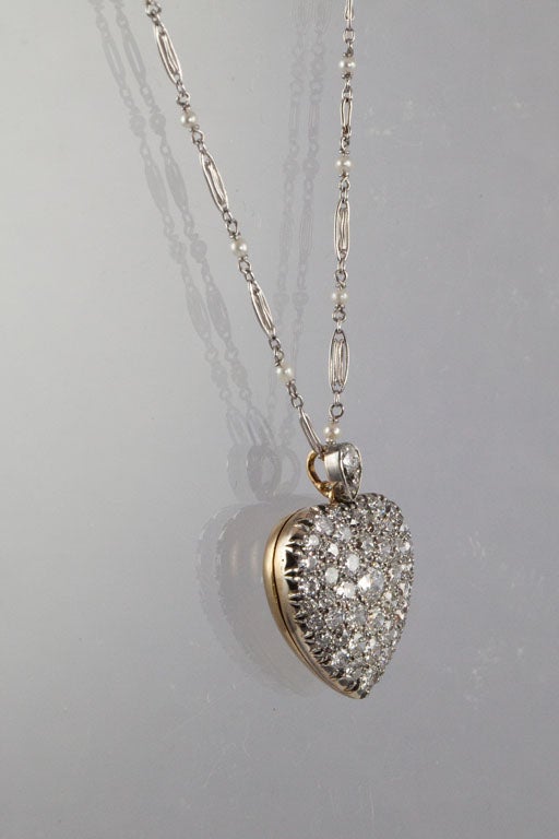 pearl chain with locket